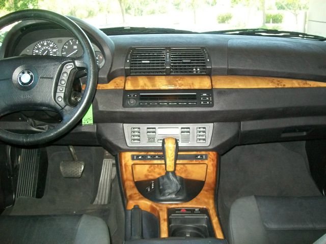 2002 BMW X5 Lightning