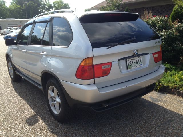 2002 BMW X5 Lightning