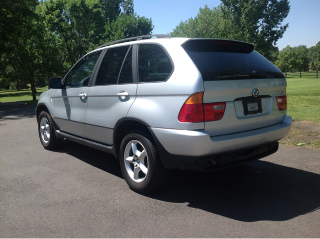 2002 BMW X5 Lightning