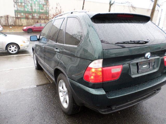 2002 BMW X5 Lightning