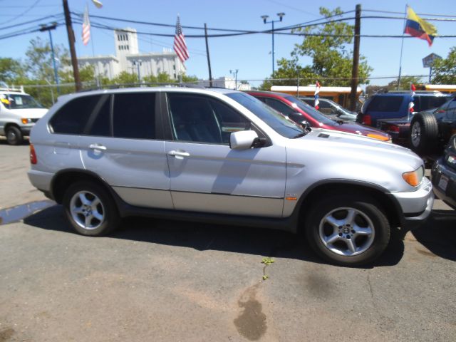 2002 BMW X5 Lightning