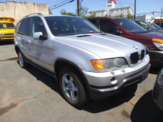 2002 BMW X5 Lightning