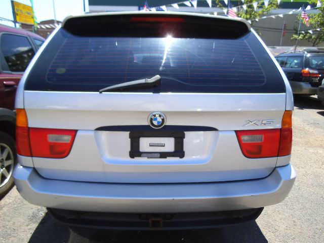 2002 BMW X5 Lightning