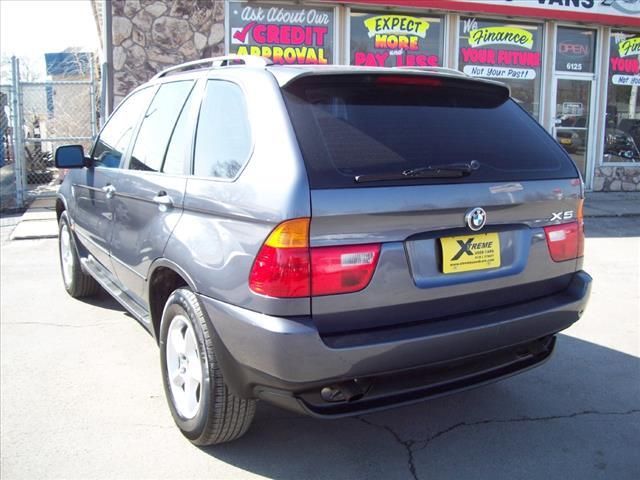 2002 BMW X5 Lightning