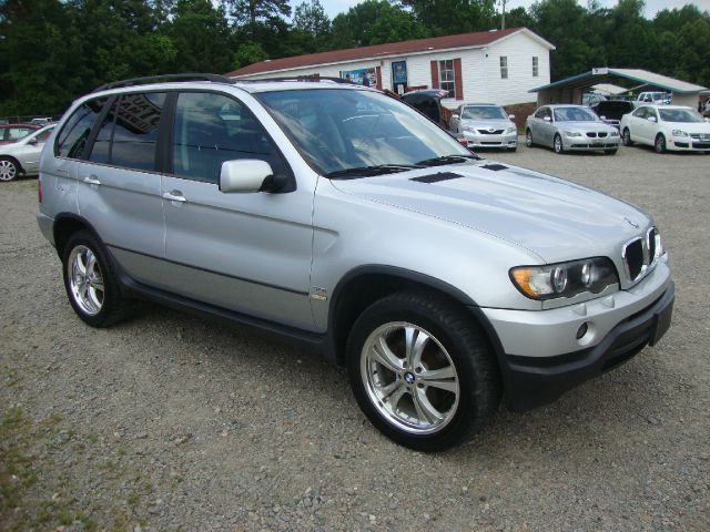 2002 BMW X5 Lightning