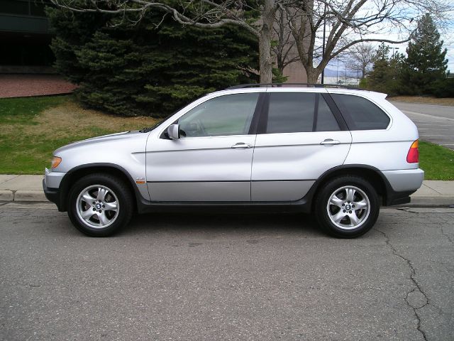 2003 BMW X5 Luxury 4WD