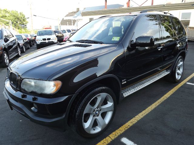 2003 BMW X5 Lightning