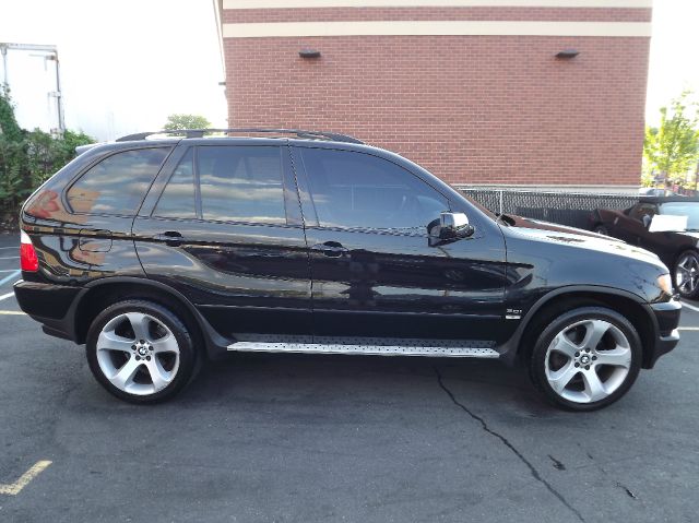 2003 BMW X5 Lightning