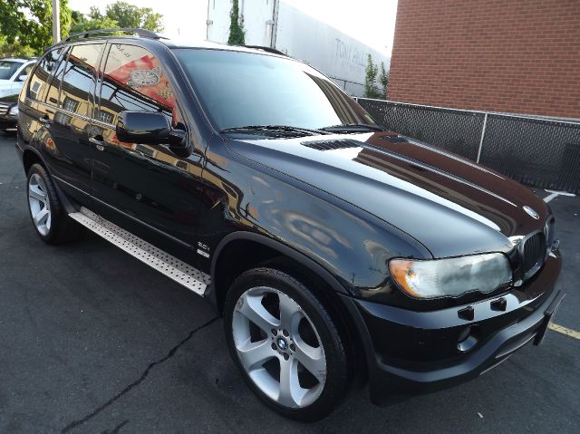 2003 BMW X5 Lightning