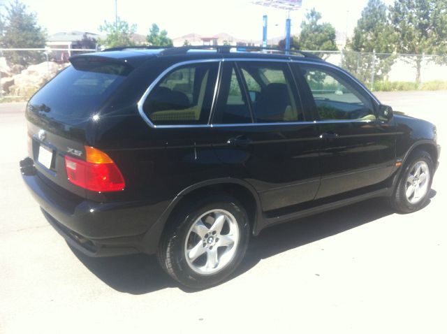 2003 BMW X5 Luxury 4WD