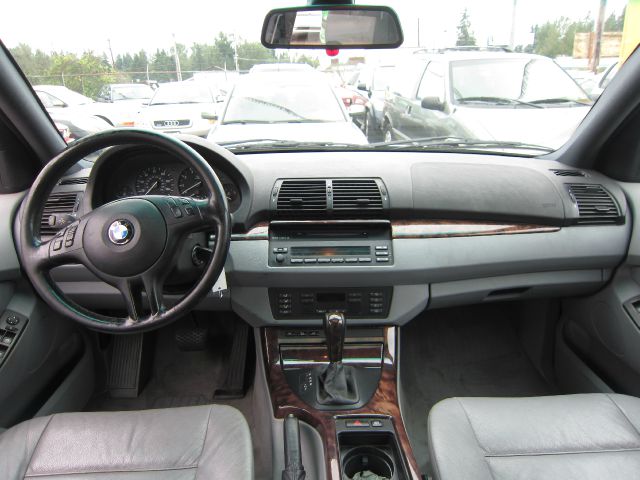 2003 BMW X5 Lightning