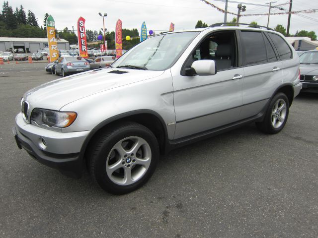 2003 BMW X5 Lightning