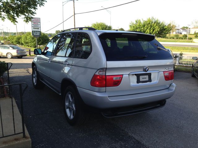 2003 BMW X5 Lightning