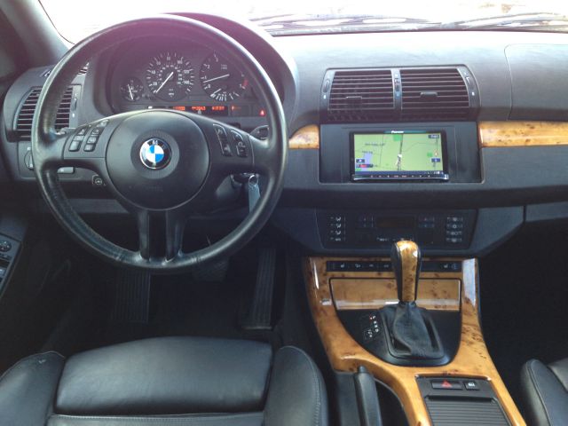 2003 BMW X5 Lightning