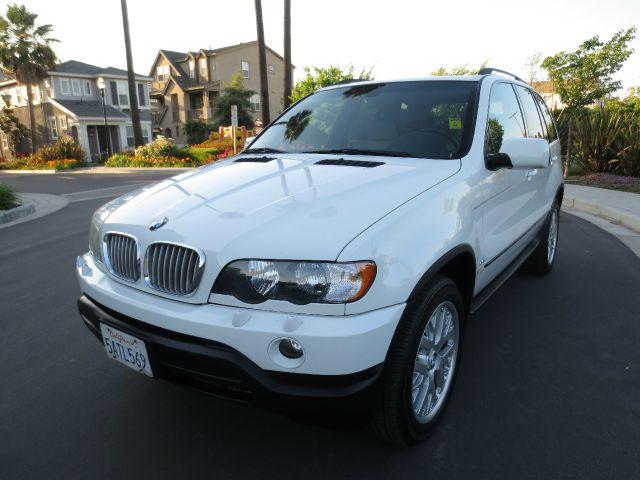 2003 BMW X5 Luxury 4WD