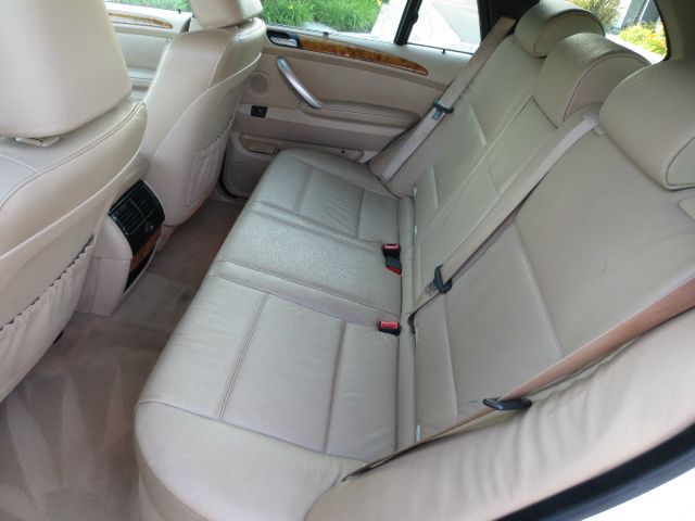 2003 BMW X5 Luxury 4WD