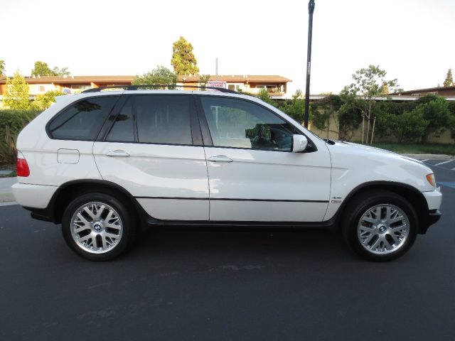 2003 BMW X5 Luxury 4WD