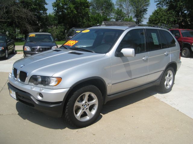 2003 BMW X5 Lightning