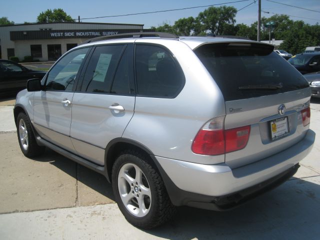 2003 BMW X5 Lightning