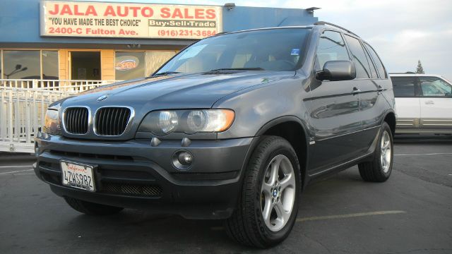 2003 BMW X5 Lightning