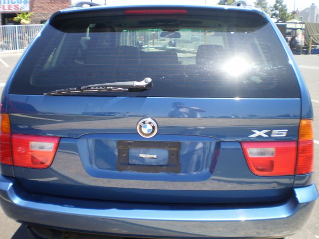 2003 BMW X5 Lightning