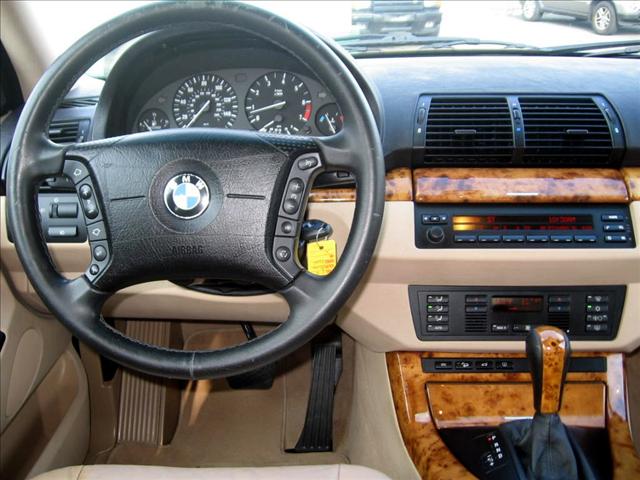 2004 BMW X5 Lightning