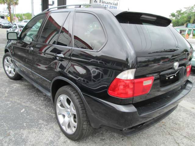 2004 BMW X5 Luxury 4WD