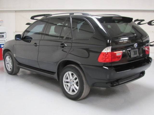 2004 BMW X5 Lightning