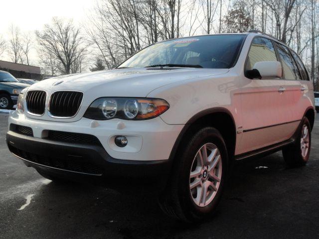 2004 BMW X5 2WD Reg Cab 145