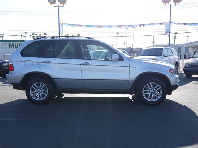 2004 BMW X5 Lightning