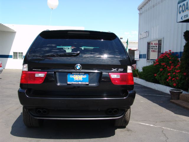 2004 BMW X5 Luxury 4WD