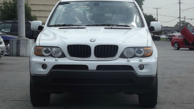 2004 BMW X5 Lightning