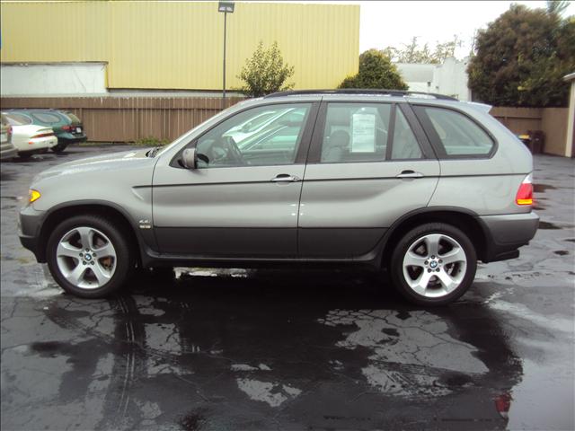 2004 BMW X5 Luxury 4WD