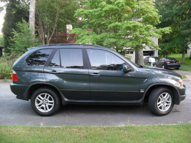 2004 BMW X5 Lightning