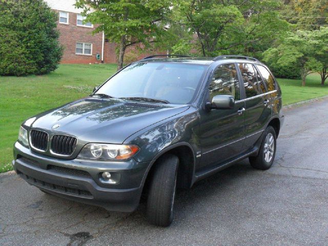 2004 BMW X5 Lightning