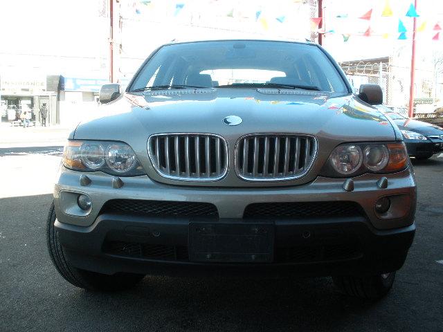 2004 BMW X5 Luxury 4WD