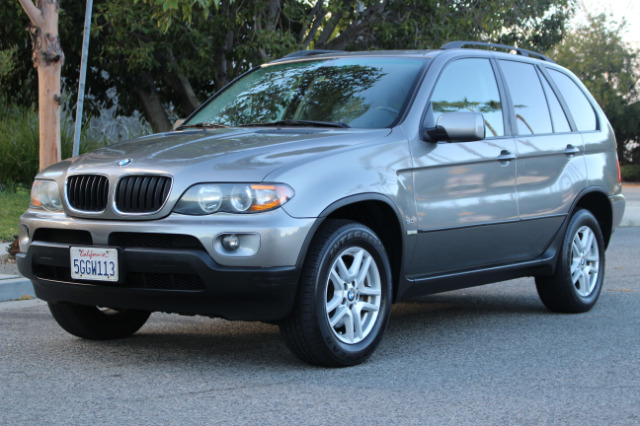 2004 BMW X5 Lightning