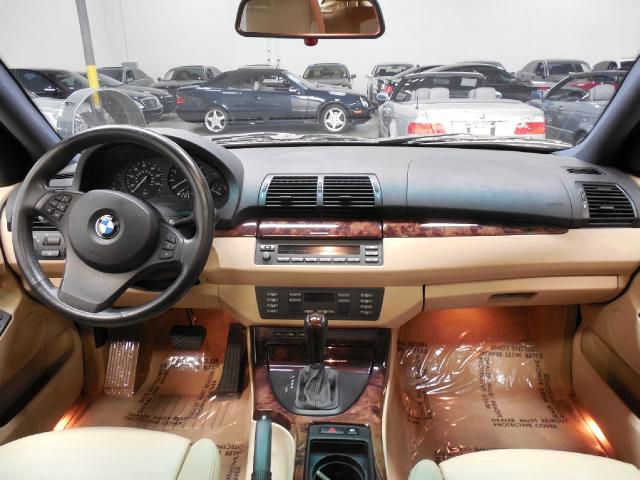 2004 BMW X5 Lightning