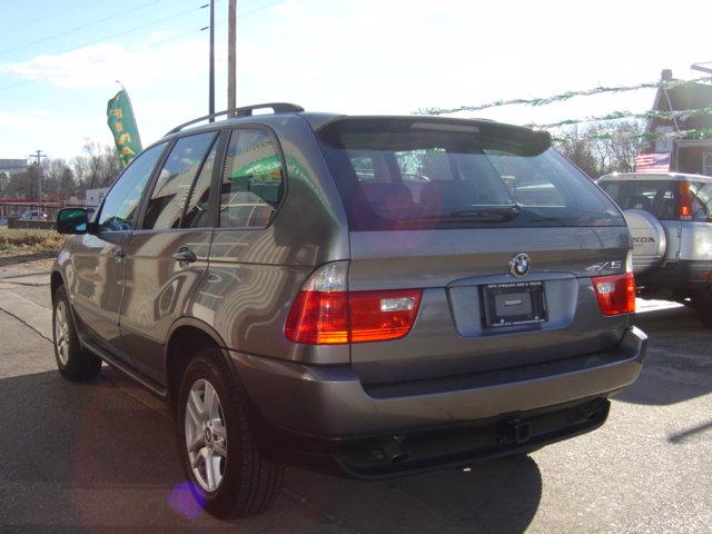 2004 BMW X5 Wagon SE