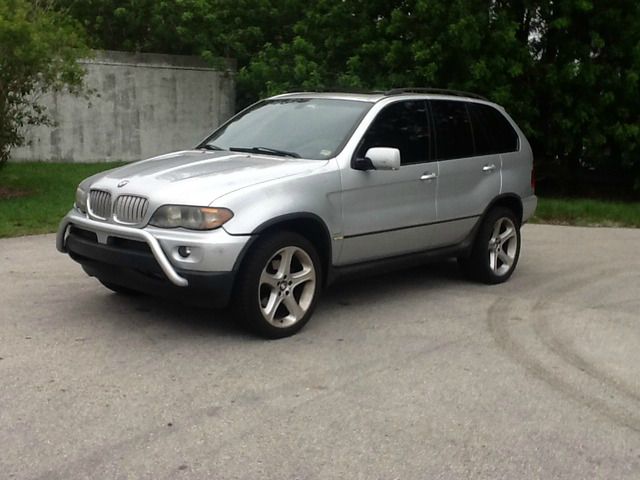 2004 BMW X5 Luxury 4WD