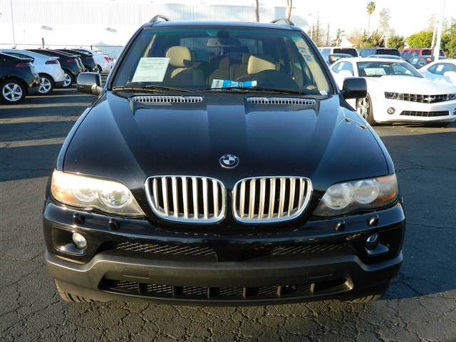 2004 BMW X5 Luxury 4WD