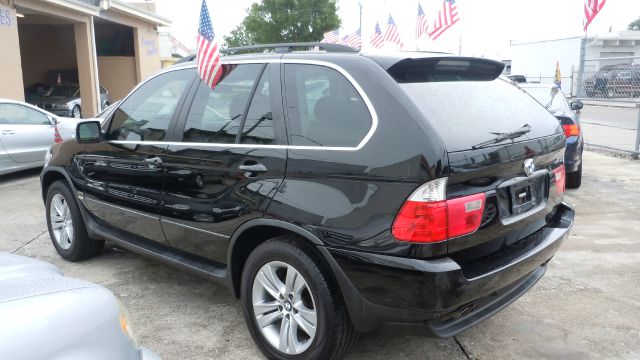 2004 BMW X5 Luxury 4WD