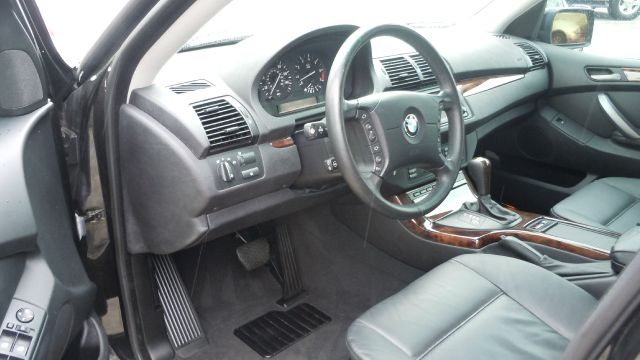 2004 BMW X5 Luxury 4WD