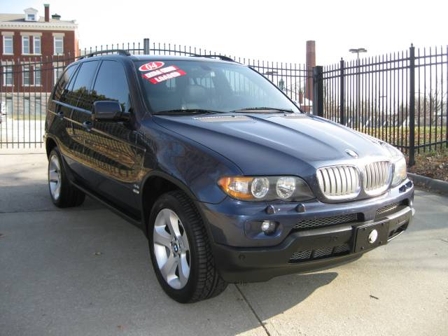 2004 BMW X5 Luxury 4WD