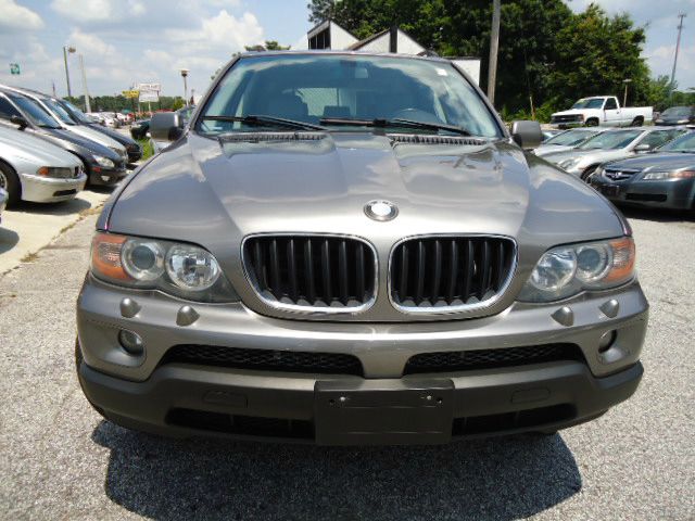 2004 BMW X5 Lightning