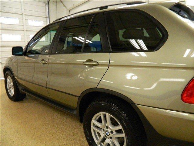 2004 BMW X5 Lightning