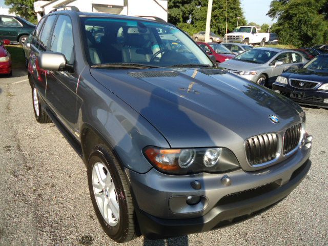 2004 BMW X5 Lightning