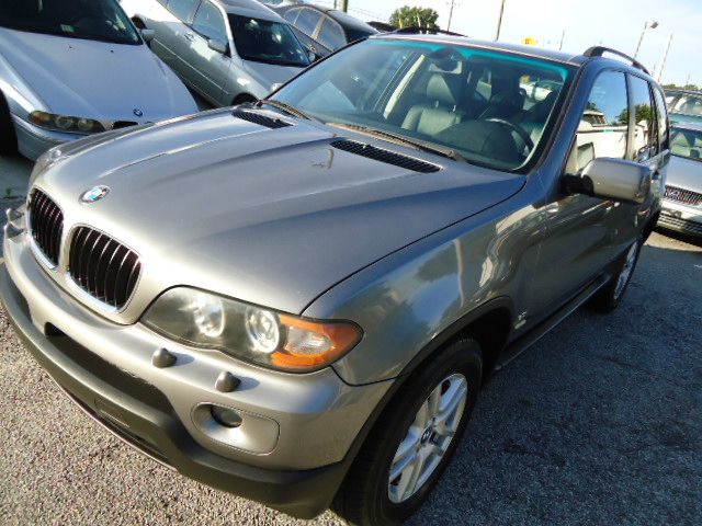 2004 BMW X5 Lightning