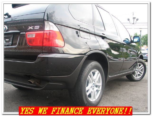 2004 BMW X5 Lightning