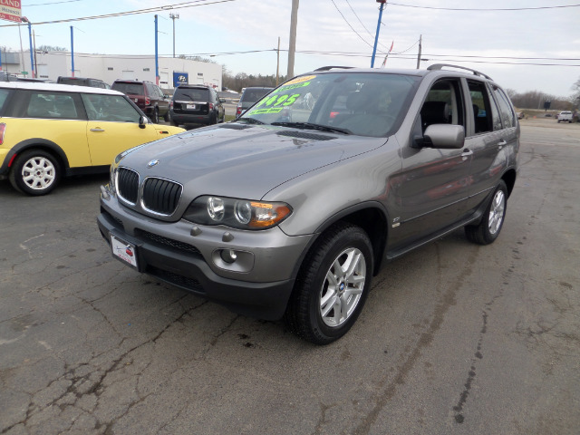 2004 BMW X5 Lightning